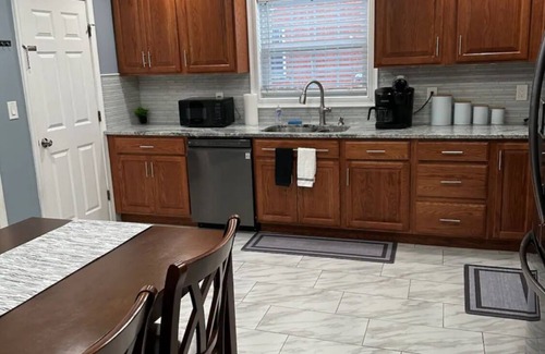Rimmon Heights Apartment | Triple Family Unit Combined