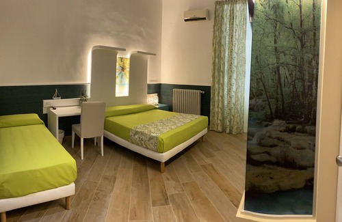 Giovinazzo Bed & Breakfast | Triple room in B&b - a stone's throw from the sea