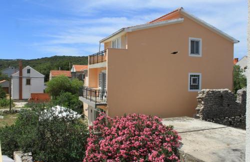 Pasman House | Triple Room Pasman 8223e