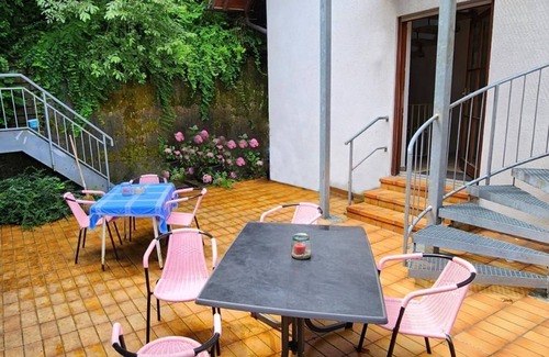 Ohlsbach Apartment | Triple room with WC/shower/bath - Gästehaus Tagescafe Eckenfels