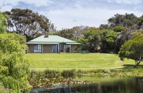 Marengo House | Triplet Cottage #8