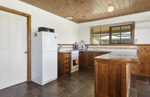 Marengo House | Triplet Cottage #8