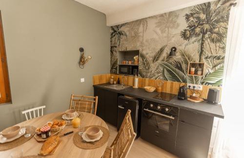 La Celle-sous-Gouzon Apartment | Triplex Jungle Family
