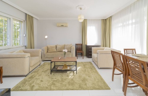 Kadriye Apartment | Triplex Villa w Terrace and Garden 15 min to Beach