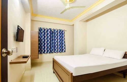 Dumdum Hotel | Trisha Guest House