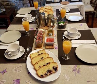 Tornon House | Trisqueles y Buganvillas