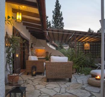 Katsimatika House | Tritonia
