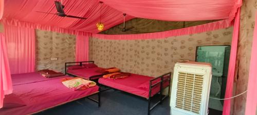 Dhunar Gaon Hotel | Trivans resort
