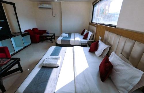 Haridwar Hotel | Triyugi Hotel