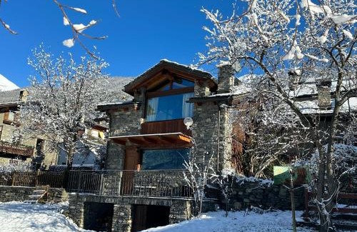 La Salle Apartment | TROIS COURONNE Appartamenti di Charme ad uso turistico VDA La Salle
