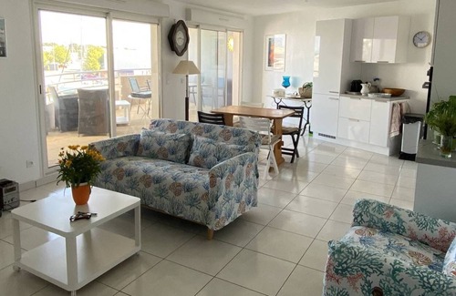 Le Port Apartment | Trois-pièces de 70m² Climatisé