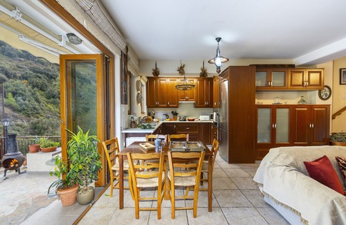 Kato Amiantos Villa | Troodos Riverside