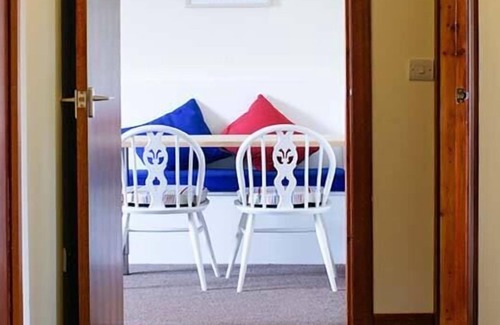 Troon Apartment | TROON APARTMENT, country holiday cottage in Troon