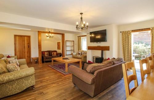 Acton Scott House | Trooper's Barn