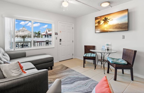 Madeira Beach Condo | Tropic Breezes 4 | Steps to Gulf, Pool Access