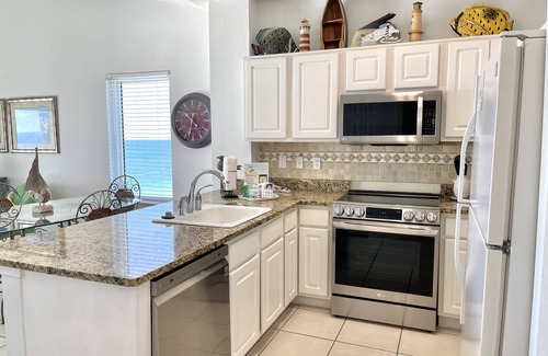 Gulf Shores Condo | Tropic Isle 805 2 bedroom 2 bath gulf-front condominium Gulf Shores
