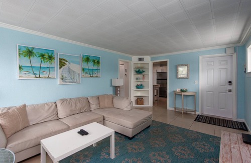 Treasure Island Condo | Tropic Terrace Suite #40 - Beachfront Resort