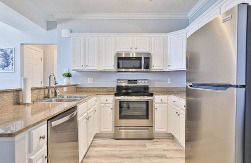 West Panama City Beach Condo | Tropic Winds 3BR 3BA Oceanfront Master bedroom!