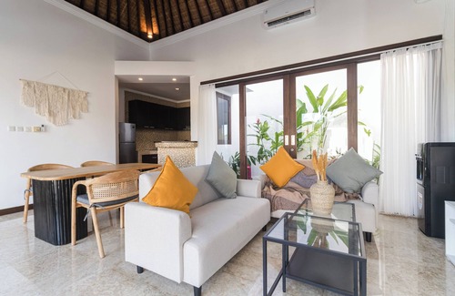 Ungasan Villa | Tropical, 2 Bedroom in Ungasan