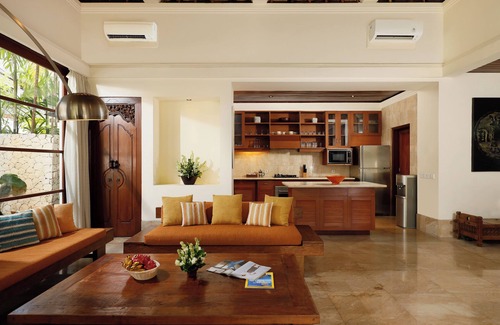 Tanjungbenoa Villa | Tropical, 3 Bedroom Villa
