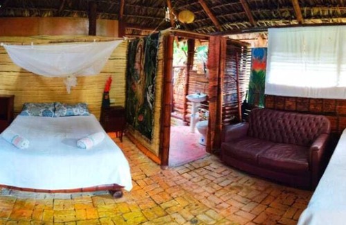 Nocaima Hotel | Tropical Biohostel by Rotamundos