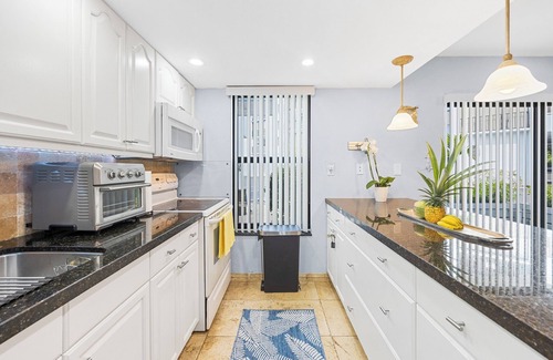 Key Largo House | Tropical breeze and sunsets - Moon Bay Town Home Unit C-5