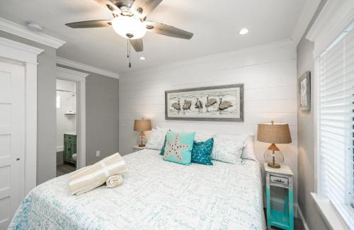 Siesta Key Village Hotel | Tropical Breeze Resort