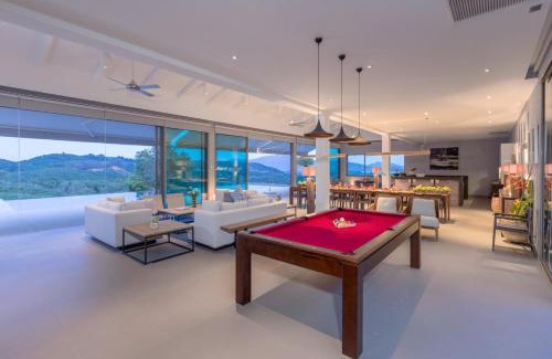 Choeng Thale Villa | Tropical Castle Phuket by RESAVA