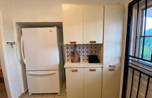 Coral Way Apartment | Tropical Charm - Little Havana/Calle Ocho 2