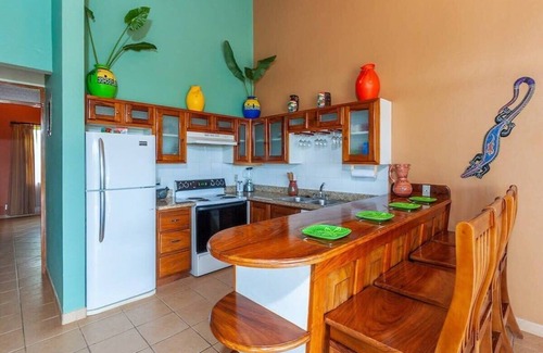 Coco Condo | Tropical Condo with Spectacular Ocean Views, Panoramic Dining Terrace & Quick Wa