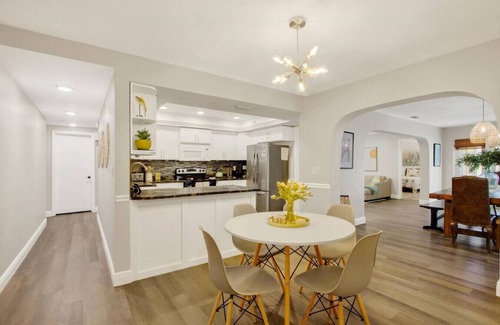 St. Petersburg - Clearwater House | Tropical Escape | Pool | Game Room | Near Beach