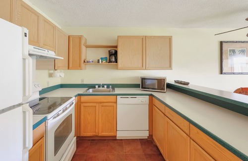 Kapaa Condo | Tropical Garden Haven PF-E204