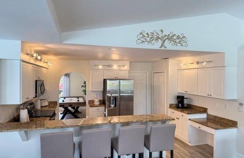 Burnt Store House | Tropical Gulf-Access Hideaway