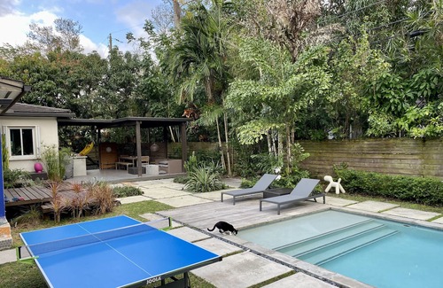 Country Club Section House | Tropical haven in Miami