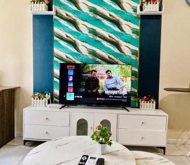 Kuala Pilah District Apartment | Tropical Home1BedRoomHorizonSuitesSunsuriaCitySepang KLIAWi-lFiNetflixFree Parking