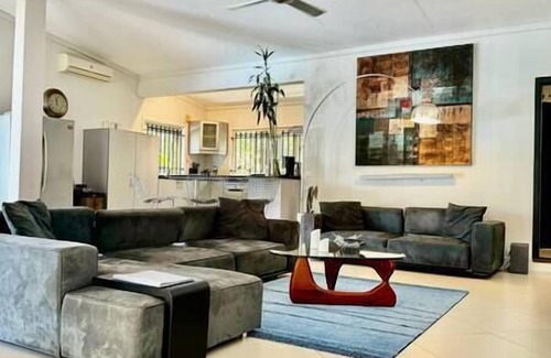 La Preneuse House | Tropical jewel on the heights of La Tourelle