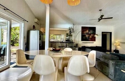 La Preneuse House | Tropical jewel on the heights of La Tourelle