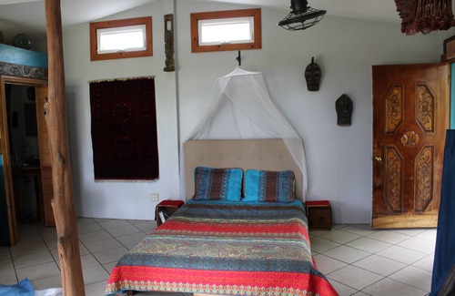 Kehena House | TROPICAL LIVING-WALK TO BEACH-DECK IN TREETOP-OPEN VERANDA- EXOTIC LOCATION