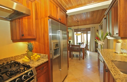 Playa Langosta Villa | Tropical luxury villa in the Point, and Langosta Beach Club