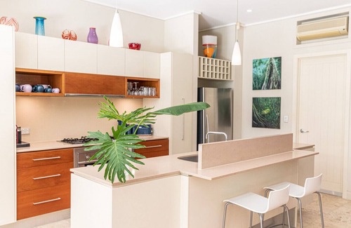 Port Douglas Villa | Tropical Oasis In The Centre Of Town