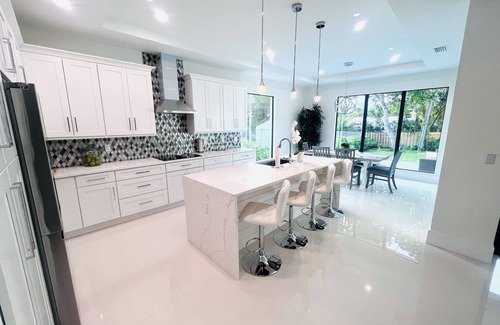 Central Naples House | Tropical Oasis! New Construction! In the Heart of Naples! PET FRIENDLY!