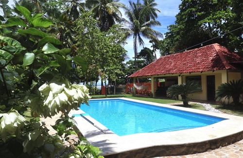Esterillos House | Tropical Oceanfront Half Acre 2 Houses & 2 Pools