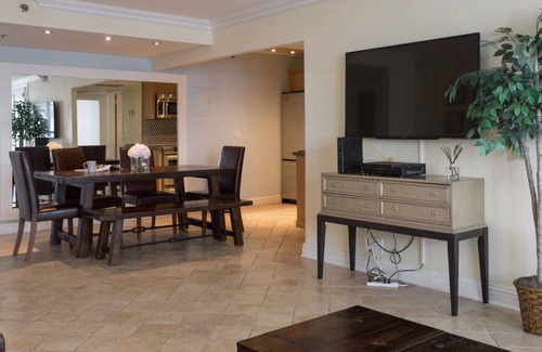 Mid Beach Apartment | Tropical Oceanfront Condo located in a resort directly on the beach