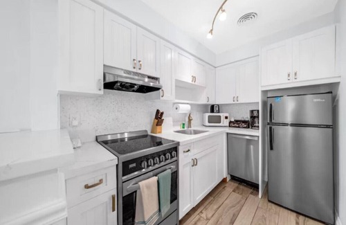 Fort Lauderdale Apartment | Tropical Paradise + POOL & PATIO