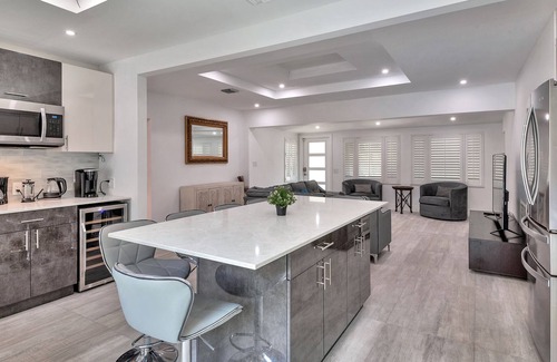 Downtown Hollywood Villa | Tropical Paradise in Hollywood FL