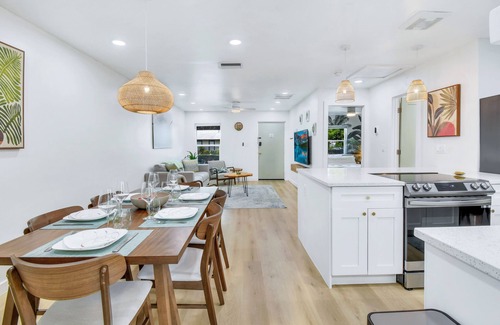 Clearwater Villa | Tropical Paradise w/3 Pools & Only 13 Mins to Beach