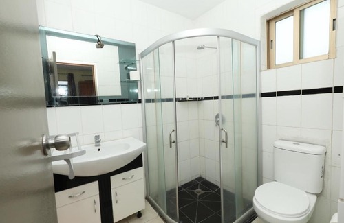 Martintar Apartment | Tropical Plaza Apt