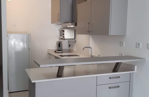 Boucan Canot Apartment | Tropical vacations in T1bis bungalow, 2 stars, beachfront in Boucan