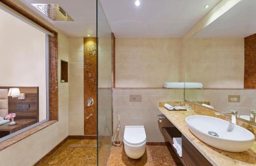 Igatpuri Resort | Tropical Retreat By Zuper