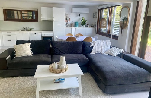 Mona Vale Apartment | Tropical retreat – Entire guesthouse in Mona Vale